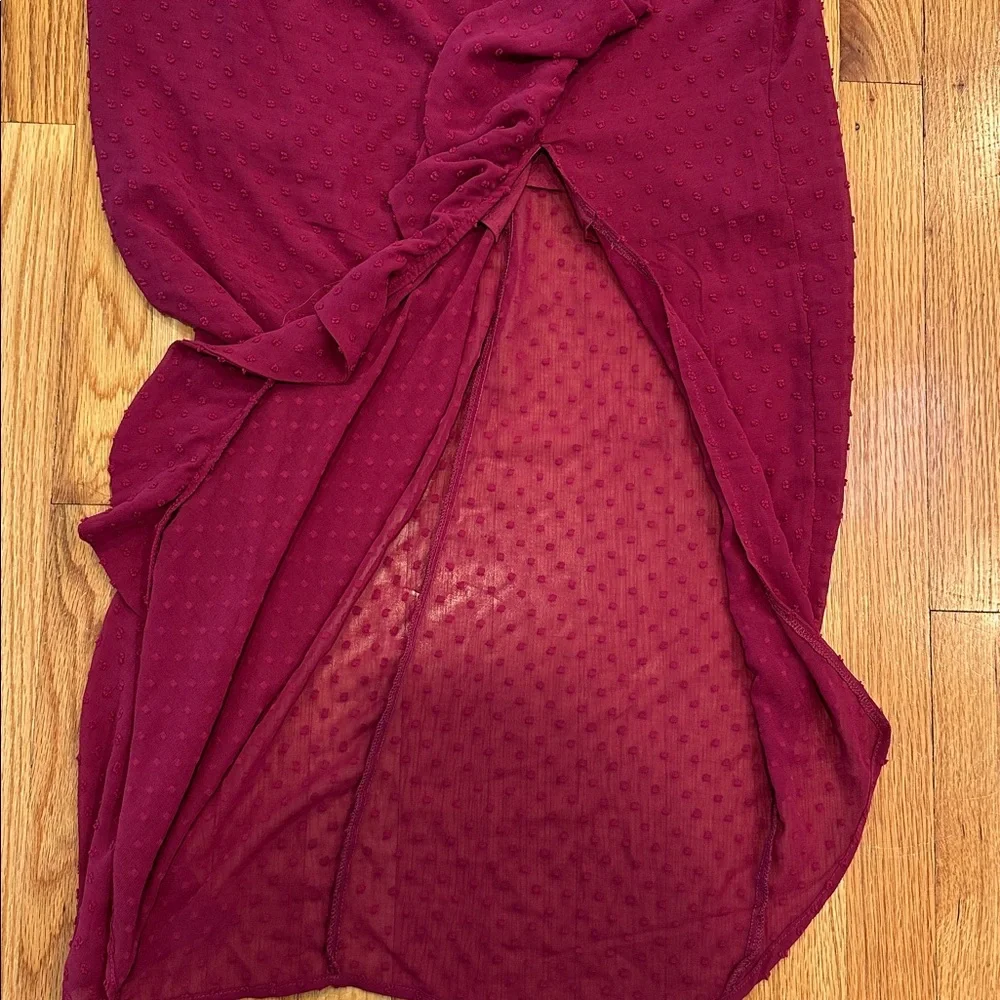 Lulu’s red sleeveless dress size XL, adjustable straps, zipper, slit on side - Picture 8 of 10